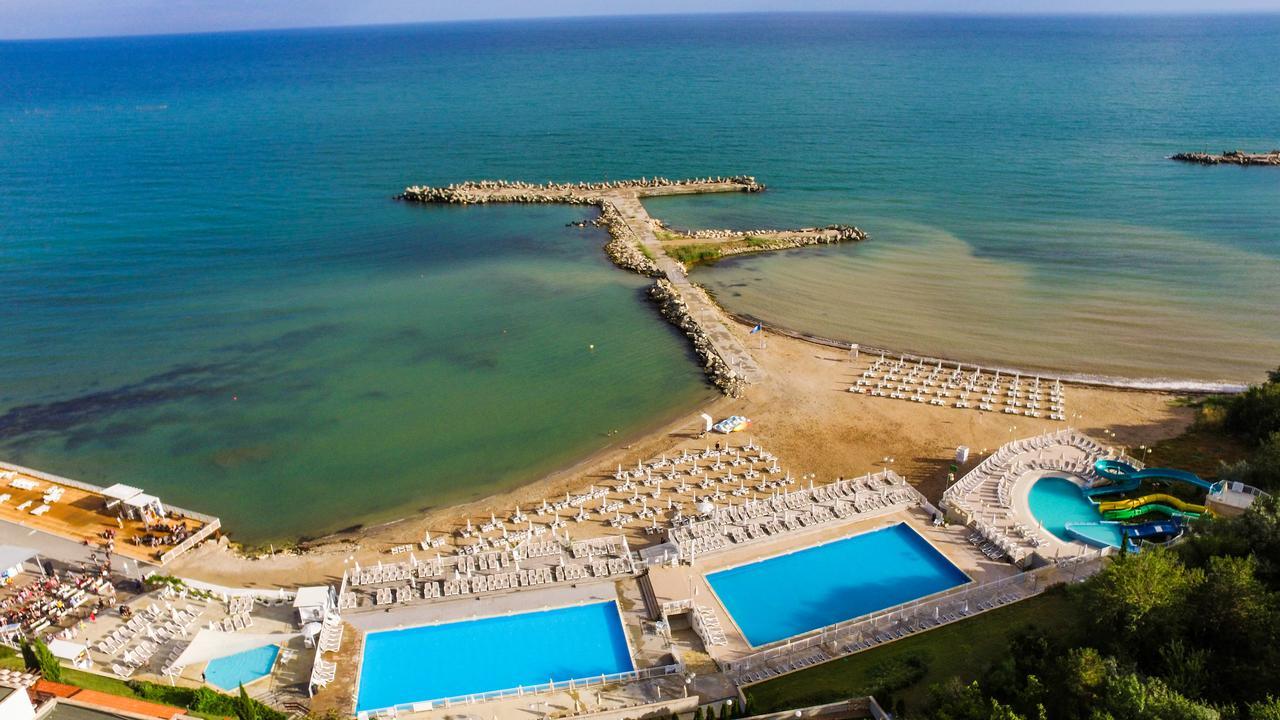 White Lagoon Resort Kavarna Exterior photo