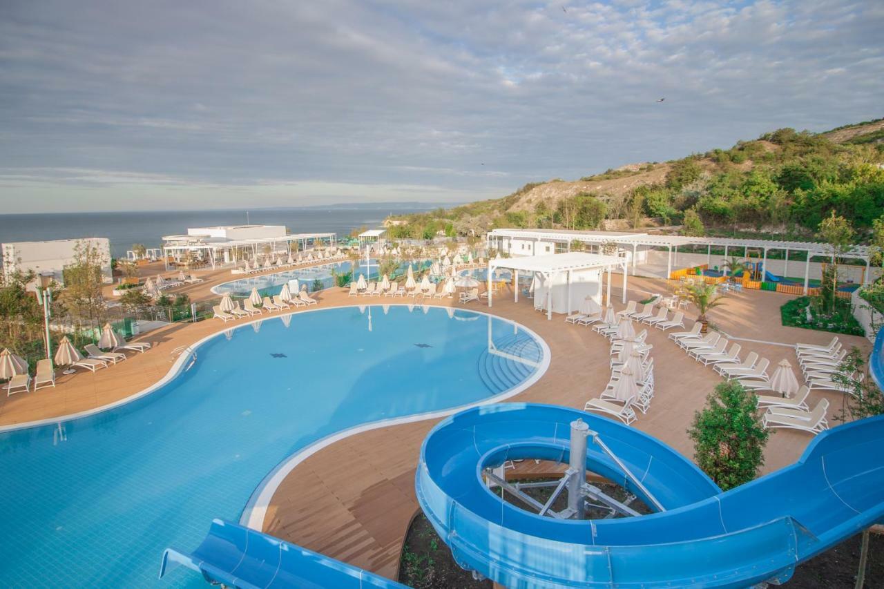White Lagoon Resort Kavarna Exterior photo