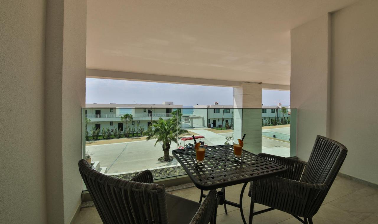White Lagoon Resort Kavarna Exterior photo