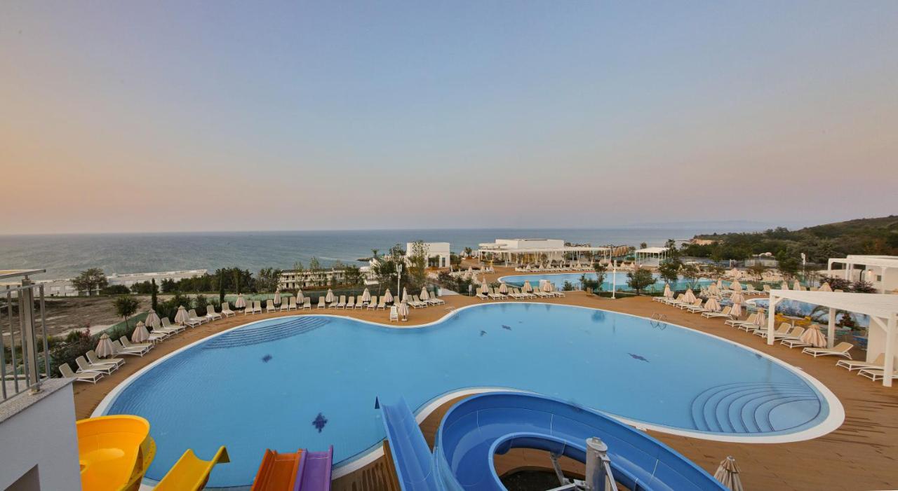 White Lagoon Resort Kavarna Exterior photo